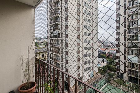 Apartamento à venda com 115m², 2 quartos e 1 vagaSacada