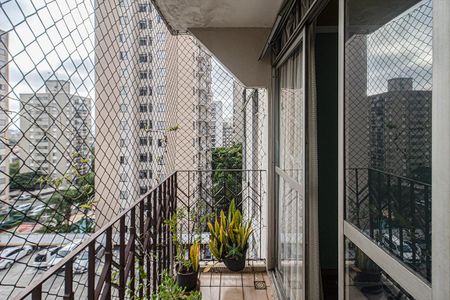 Apartamento à venda com 115m², 2 quartos e 1 vagaSacada