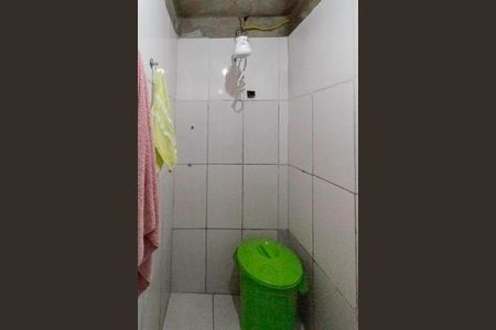 Casa à venda com 60m², 1 quarto e 1 vaga Casa à venda com 60m², 1 quarto e 1 vagaBanheiro social