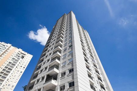 Apartamento à venda com 38m², 1 quarto e 1 vaga Apartamento à venda com 38m², 1 quarto e 1 vagaFachada