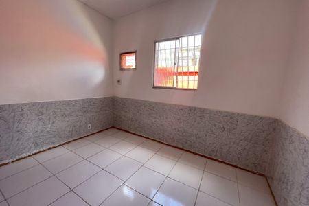 Casa para alugar com 95m², 2 quartos e sem vagaSala