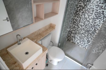 Apartamento para alugar com 38m², 2 quartos e 1 vaga Apartamento para alugar com 38m², 2 quartos e 1 vagaBanheiro