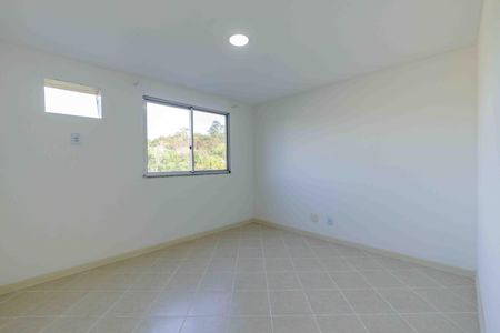 Casa de condomínio à venda com 133m², 4 quartos e 1 vagaSuíte 2