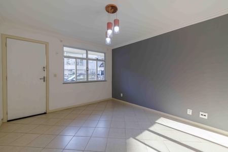 Casa de condomínio à venda com 133m², 4 quartos e 1 vagaSala