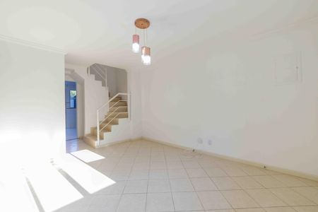 Casa de condomínio à venda com 133m², 4 quartos e 1 vagaSala