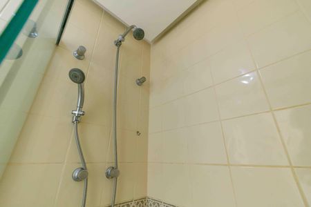 Casa de condomínio à venda com 133m², 4 quartos e 1 vagaBanheiro da Suíte 3