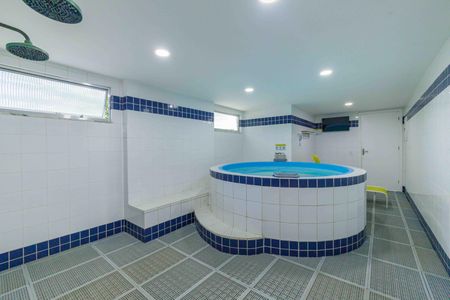 Casa de condomínio à venda com 133m², 4 quartos e 1 vagaÁrea Comum Hidromassagem