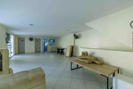 Casa de condomínio à venda com 133m², 4 quartos e 1 vagaÁrea Comum Salão de Festas