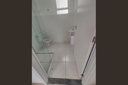 Apartamento à venda com 60m², 3 quartos e 1 vaga Apartamento à venda com 60m², 3 quartos e 1 vagaBanheiro