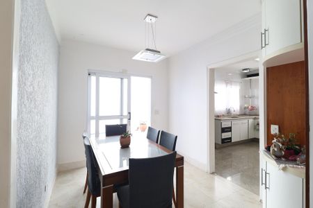 Casa à venda com 260m², 3 quartos e 6 vagasSala de jantar