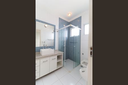 Casa à venda com 260m², 3 quartos e 6 vagasBanheiro Suíte 1