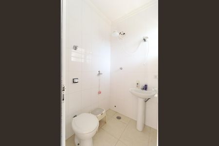 Casa à venda com 260m², 3 quartos e 6 vagasBanheiro Suíte edícula