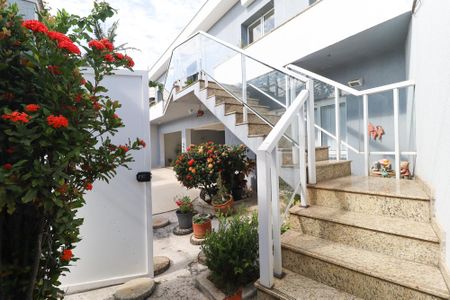 Casa à venda com 260m², 3 quartos e 6 vagasEntrada da casa