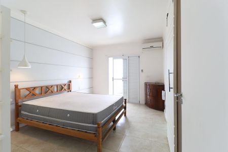 Casa à venda com 260m², 3 quartos e 6 vagasSuíte 3