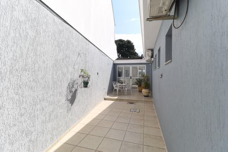 Casa à venda com 260m², 3 quartos e 6 vagasQuintal