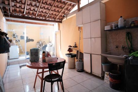 Casa à venda com 110m², 3 quartos e 3 vagasÁrea de Serviço