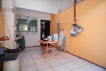 Casa à venda com 110m², 3 quartos e 3 vagasÁrea de Serviço