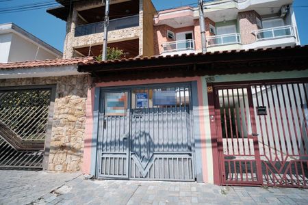 Casa à venda com 110m², 3 quartos e 3 vagasFachada