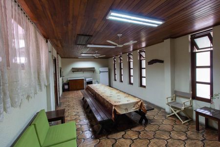 Apartamento para alugar com 94m², 2 quartos e 1 vagaÁrea comum - Salão de festas