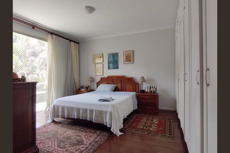 Casa à venda com 613m², 4 quartos e 2 vagas Casa à venda com 613m², 4 quartos e 2 vagasFoto 14