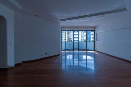 Apartamento à venda com 145m², 3 quartos e 2 vagas