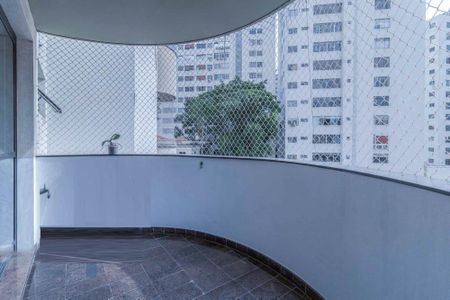 Apartamento à venda com 145m², 3 quartos e 2 vagas