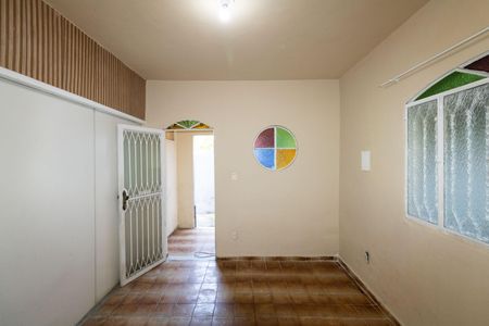 Casa para alugar com 90m², 3 quartos e sem vaga Casa para alugar com 90m², 3 quartos e sem vagaSala