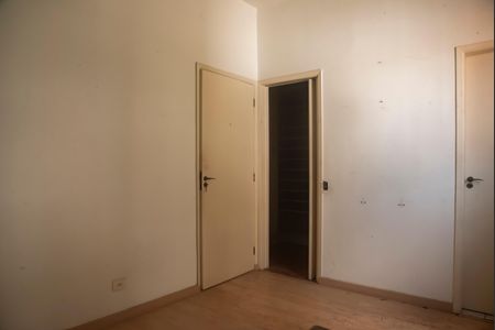 Casa para alugar com 108m², 2 quartos e 2 vagasSuíte 2