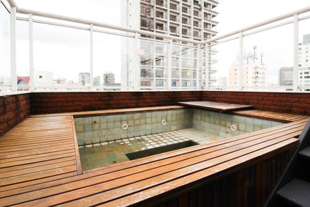 Apartamento à venda com 90m², 1 quarto e 2 vagasSacada