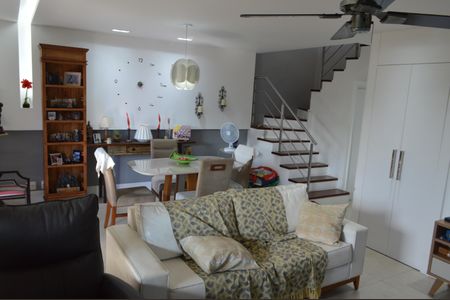 Apartamento à venda com 216m², 3 quartos e 3 vagasSala 1