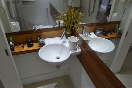 Apartamento à venda com 216m², 3 quartos e 3 vagasLavabo