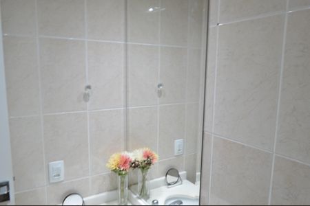 Apartamento à venda com 216m², 3 quartos e 3 vagasBanheiro da Suíte 1