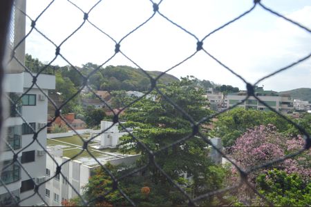 Apartamento à venda com 216m², 3 quartos e 3 vagasVista da Suíte 2