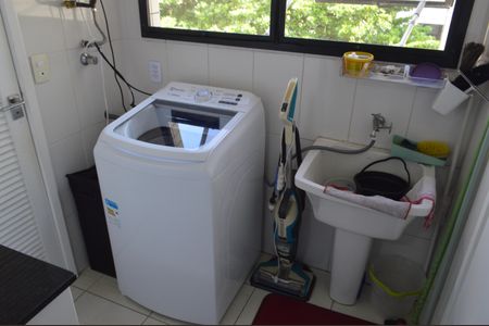 Apartamento à venda com 216m², 3 quartos e 3 vagasÁrea de Serviço