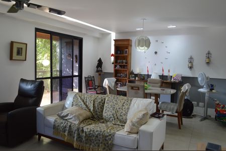 Apartamento à venda com 216m², 3 quartos e 3 vagasSala 1