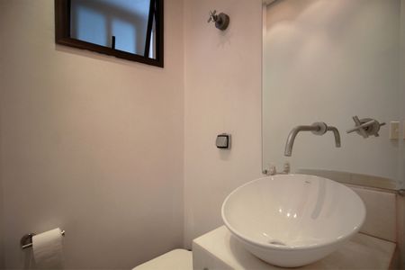 Apartamento à venda com 156m², 4 quartos e 3 vagasLavabo