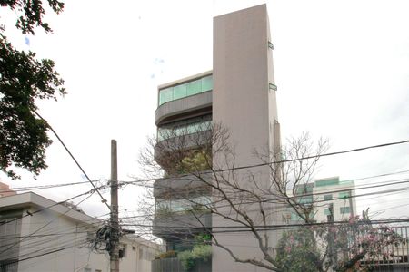 Apartamento à venda com 156m², 4 quartos e 3 vagasFachada