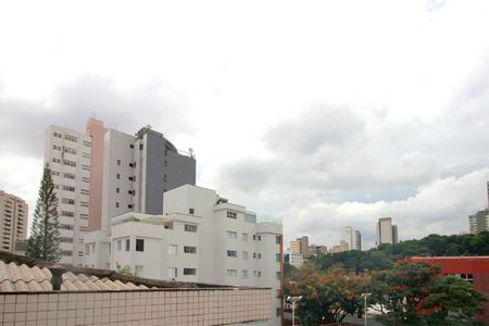 Apartamento à venda com 156m², 4 quartos e 3 vagasVista do Quarto 3