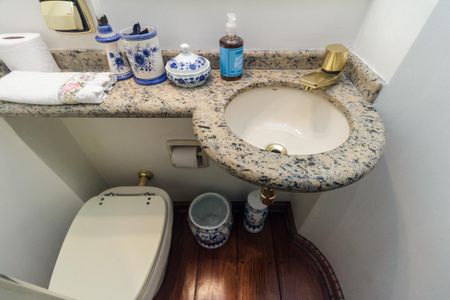 Apartamento à venda com 238m², 4 quartos e 4 vagasLavabo