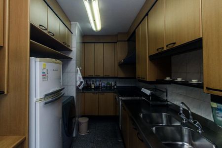 Apartamento à venda com 238m², 4 quartos e 4 vagasCozinha