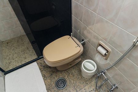 Apartamento à venda com 238m², 4 quartos e 4 vagasBanheiro 4 - Suíte