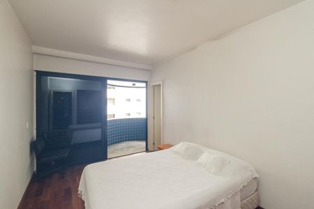 Apartamento à venda com 238m², 4 quartos e 4 vagasQuarto 4 - Suíte