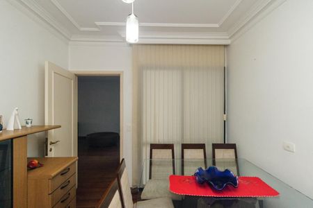 Apartamento à venda com 238m², 4 quartos e 4 vagasCopa