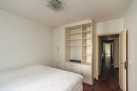 Apartamento à venda com 238m², 4 quartos e 4 vagasQuarto 3 - Suíte