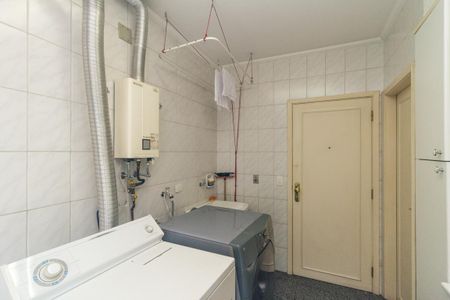 Apartamento à venda com 238m², 4 quartos e 4 vagasLavanderia