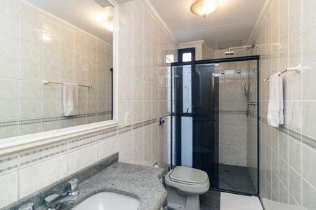 Apartamento à venda com 238m², 4 quartos e 4 vagasBanheiro 2 - Suíte