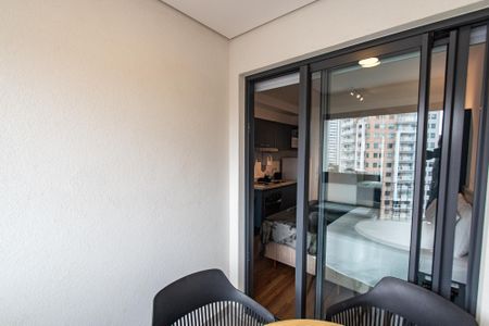 Studio à venda com 22m², 1 quarto e sem vaga Studio à venda com 22m², 1 quarto e sem vagaVaranda