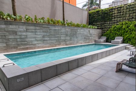 Studio à venda com 22m², 1 quarto e sem vaga Studio à venda com 22m², 1 quarto e sem vagaPiscina