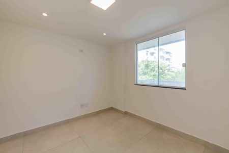 Apartamento à venda com 70m², 2 quartos e 1 vagaSuíte