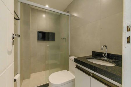 Apartamento à venda com 70m², 2 quartos e 1 vagaBanheiro da Suíte